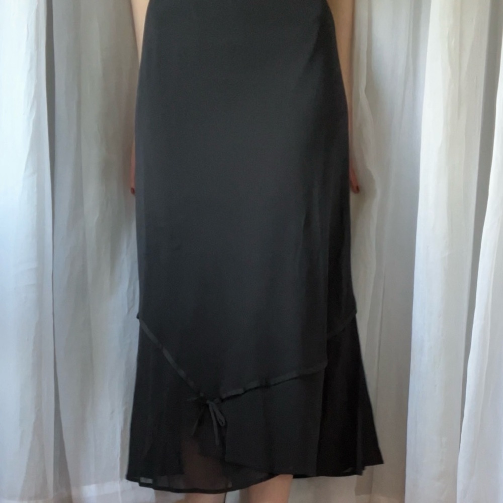 🖤Vintage // Black Midi Skirt🖤